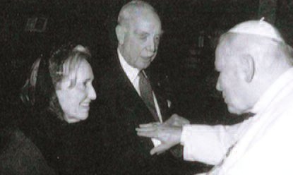 Le Prince et la Princesse de Lobkowicz avec S.S. Jean-Paul II.